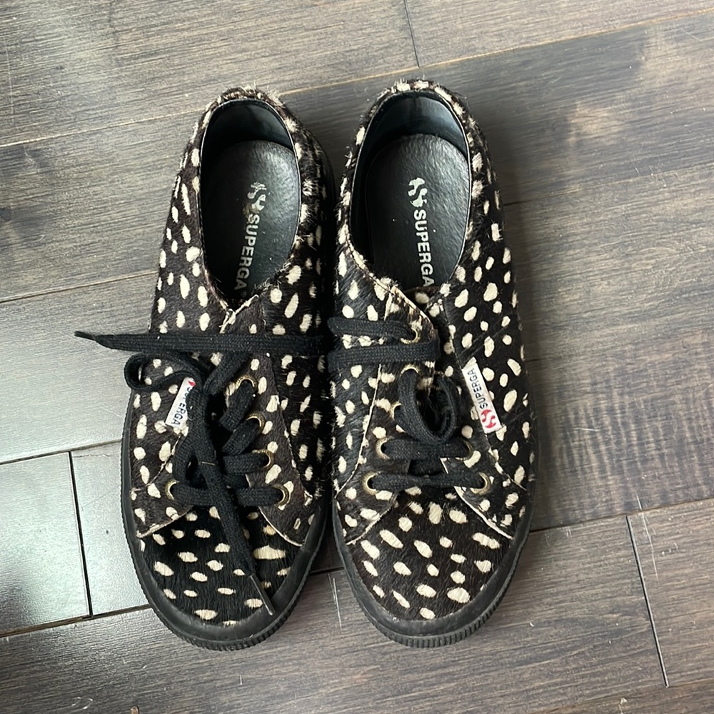 Leopard printed superga